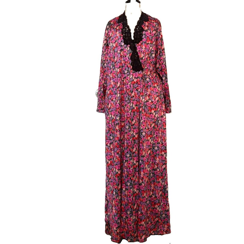 Vtg Vanity Fair Floral Nylon Robe Women’s Med Floor Length Belted Made USA 70s